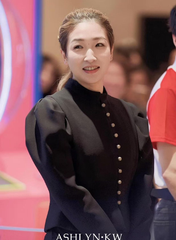 开云体育娱乐app安全-抵达澳门,刘诗雯上任,正式任命,新岗位曝光,和孙颖莎互动|乒乓球世界杯|国际乒联|国乒|乒乓球|世界杯_新浪新闻