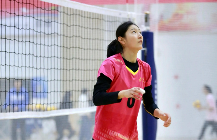 Kysports-施佳仪该改接应吗?江苏女排高个二传,坚守还是转型成难题|中国女排|龚翔宇|球队|替补|球迷_新浪体育_新浪新闻